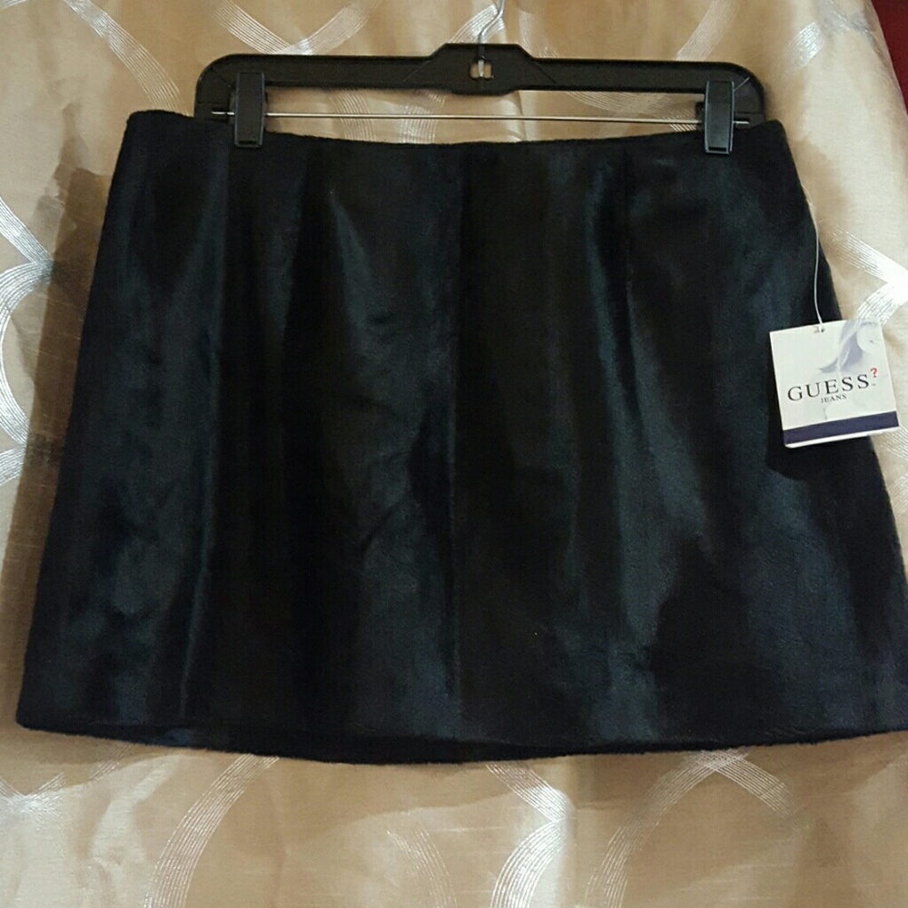 Guess Anastasia Velvet Black Mini skirt